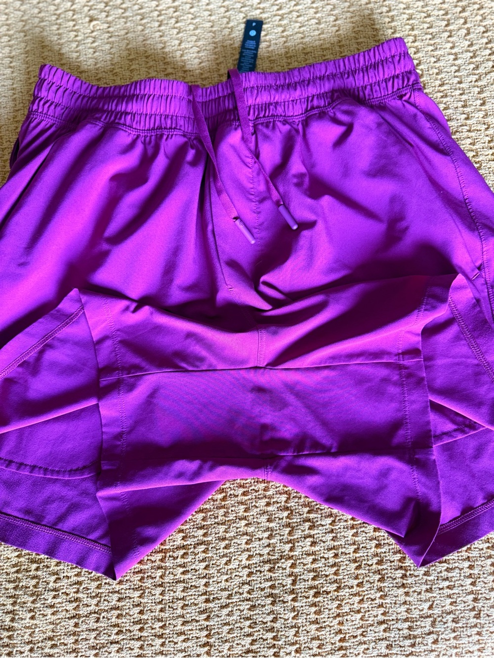 lululemon Men's Pace Breaker
Linerless Short 5" - Picture 3 of 5